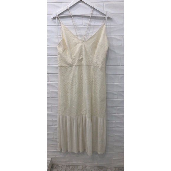 Cooper St Papara Lace Midi Dress - Picture 9 of 14